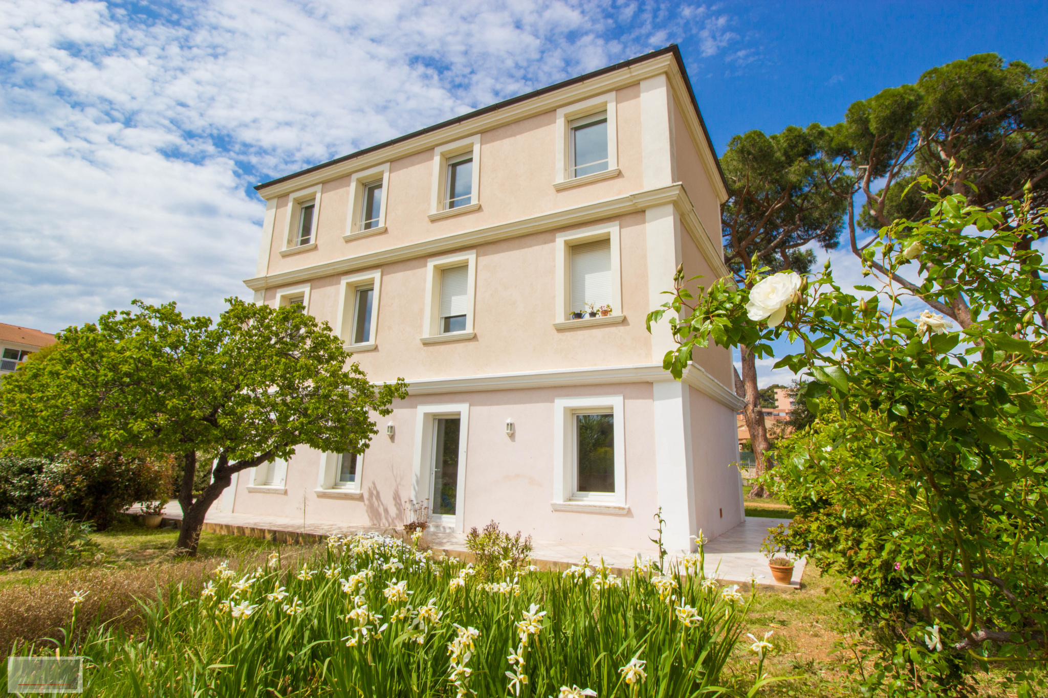 vente La SeynesurMer/Tamaris Villa Les Iris. IBOX vente La SeynesurMer/Tamaris Villa Les Iris. IBOX