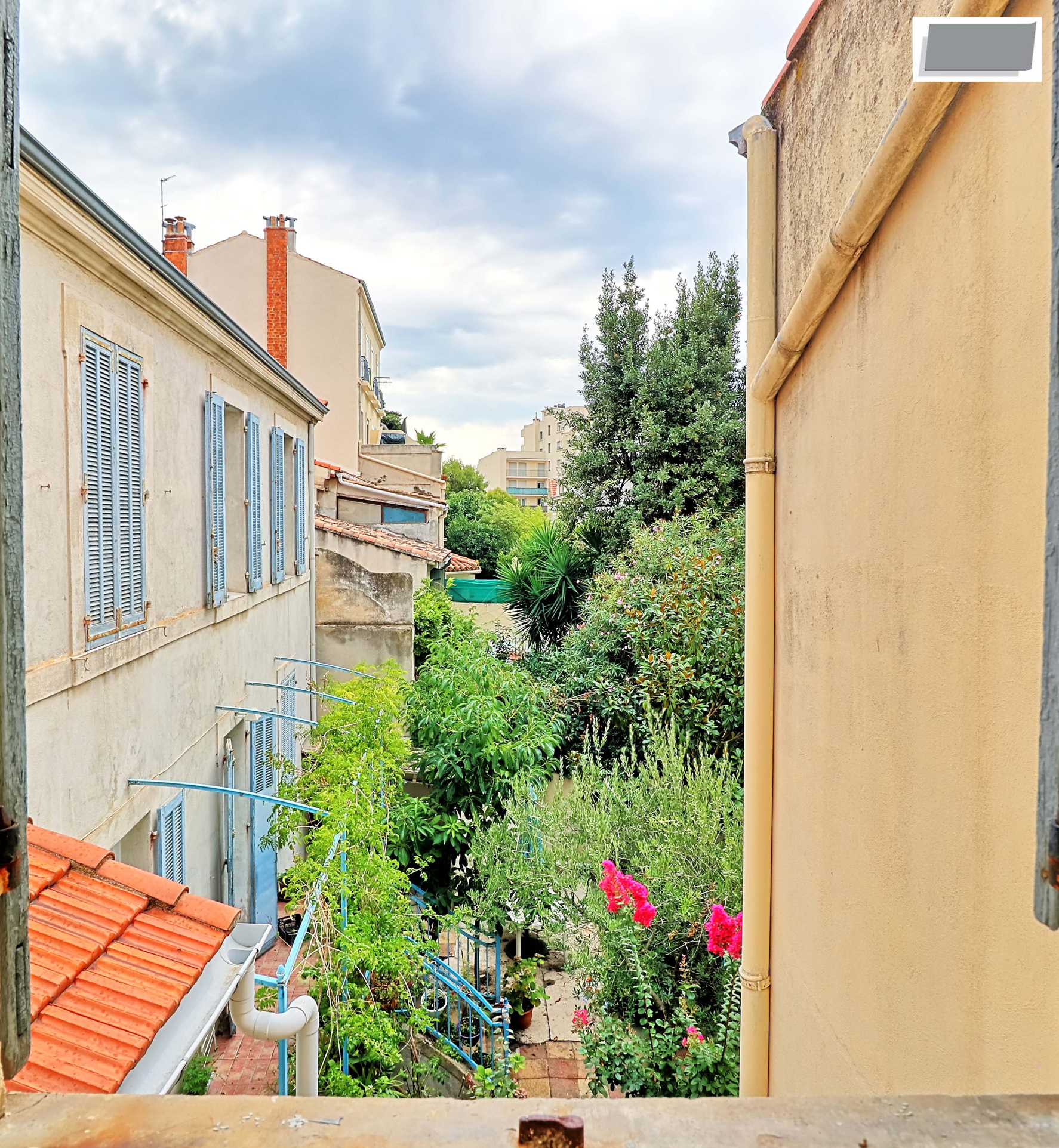 vente TOULON LE MOURILLON APPARTEMENT T2 IBOX