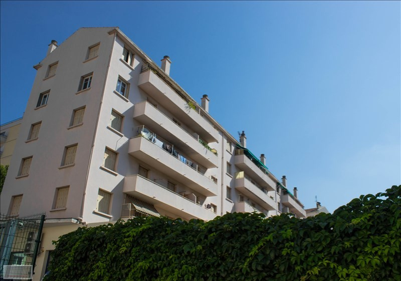 vente Toulon Est, appartement T4 triple exposition, dans résidence avec