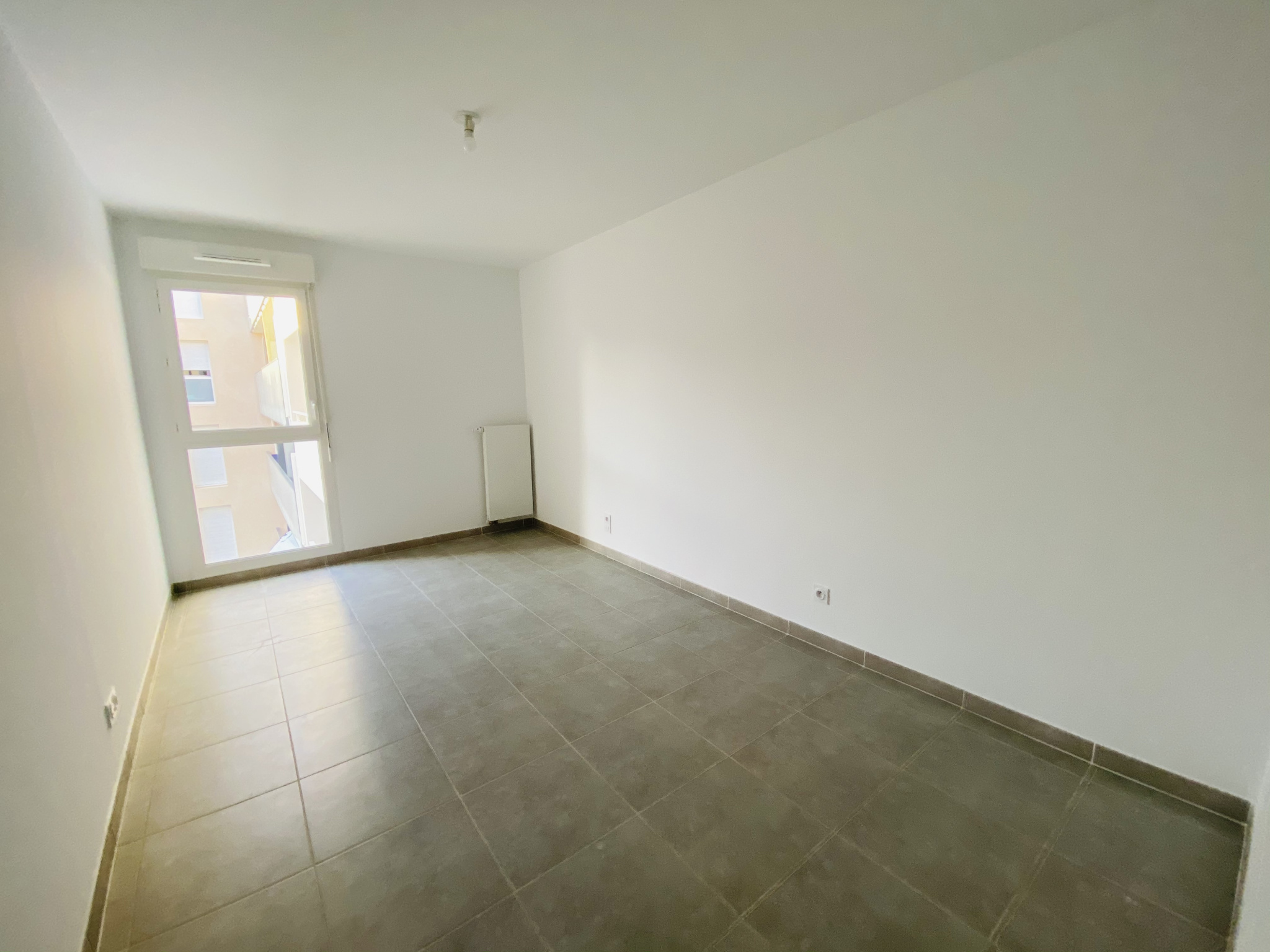 location TOULON Pont du Las Appartement 3 pièces NEUF IBOX